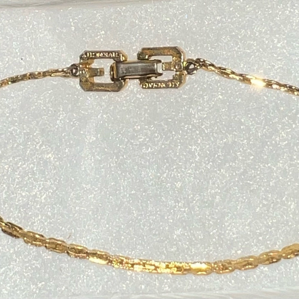 Authentic Givenchy vintage bracelet - Picture 4 of 4